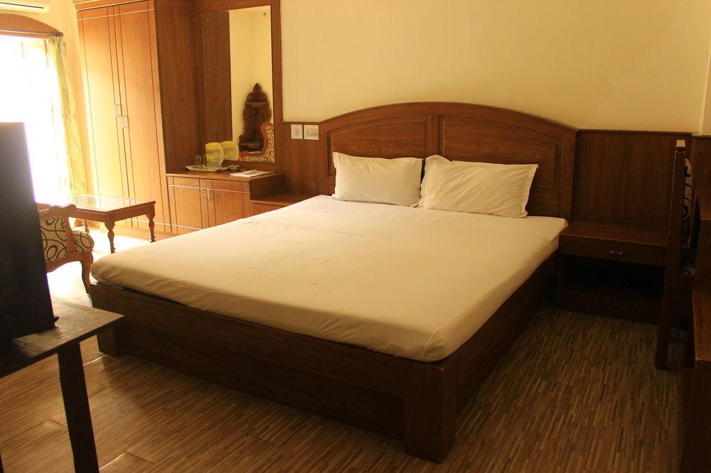 โรงแรม ปาร์ค อเวนิว Kochi ภายนอก รูปภาพ