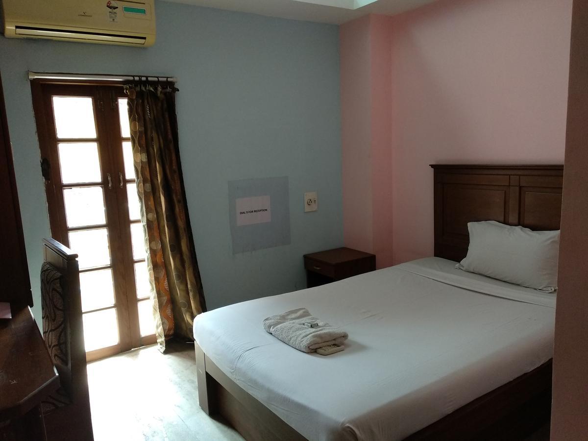 โรงแรม ปาร์ค อเวนิว Kochi ภายนอก รูปภาพ